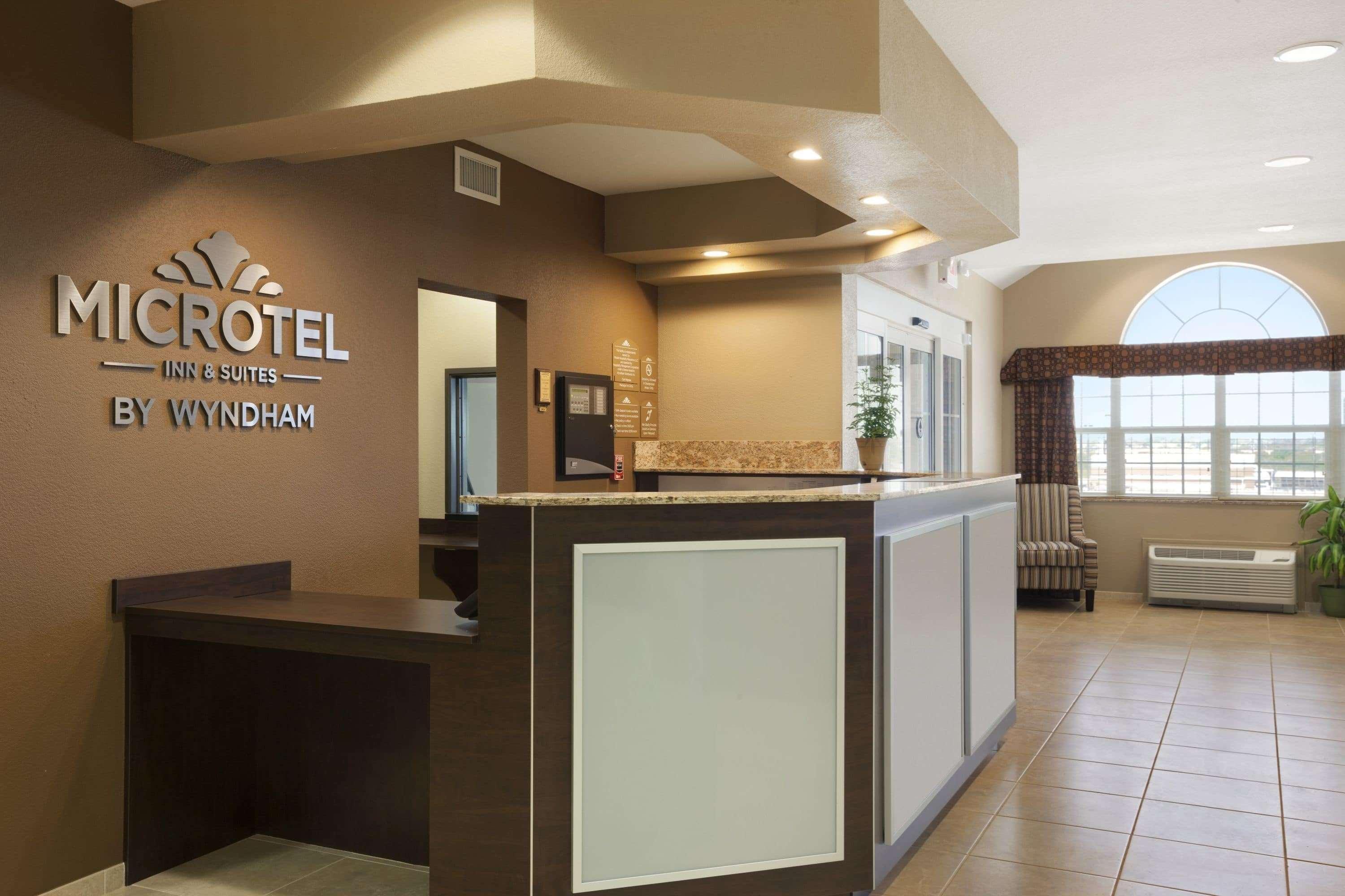 Microtel Inn&Suites Pleasanton Exterior foto